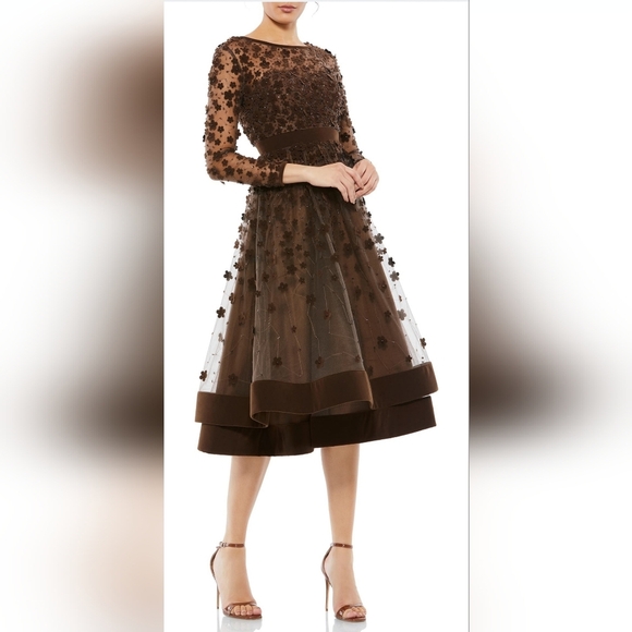 Mac Duggal Long Sleeve Fit & Flare Velvet Embellished Brown Floral Dress sz 2 - Picture 1 of 14